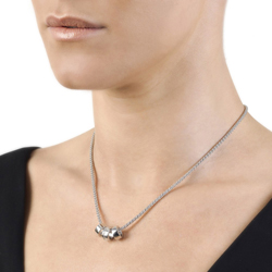 Obrázek č. 2 k produktu: Stříbrný náhrdelník Hot Diamonds Trio Statement