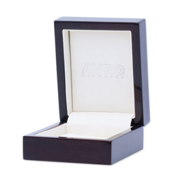 Obrázek č. 1 k produktu: Zlatý přívěsek AVRO Diamonds PGDIA102