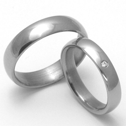Obrázek č. 1 k produktu: Dámský titanový snubní prsten TTN1002